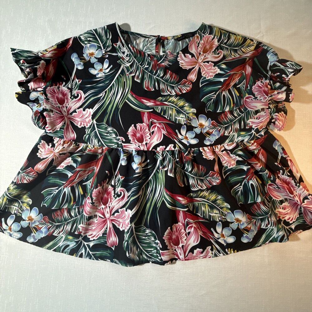 SHEIN Size Large Floral Blouse Ruffled Short Sleeve Flare Waisted